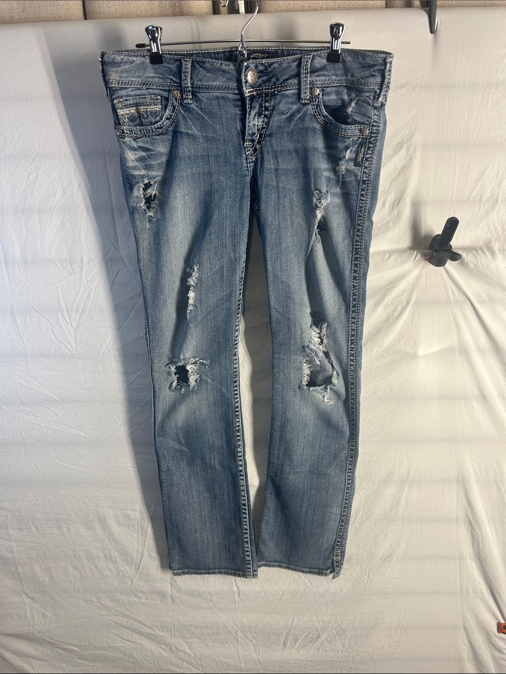 Silver McKenzie flap woman Slim Straight Distressed Light Blue Jeans